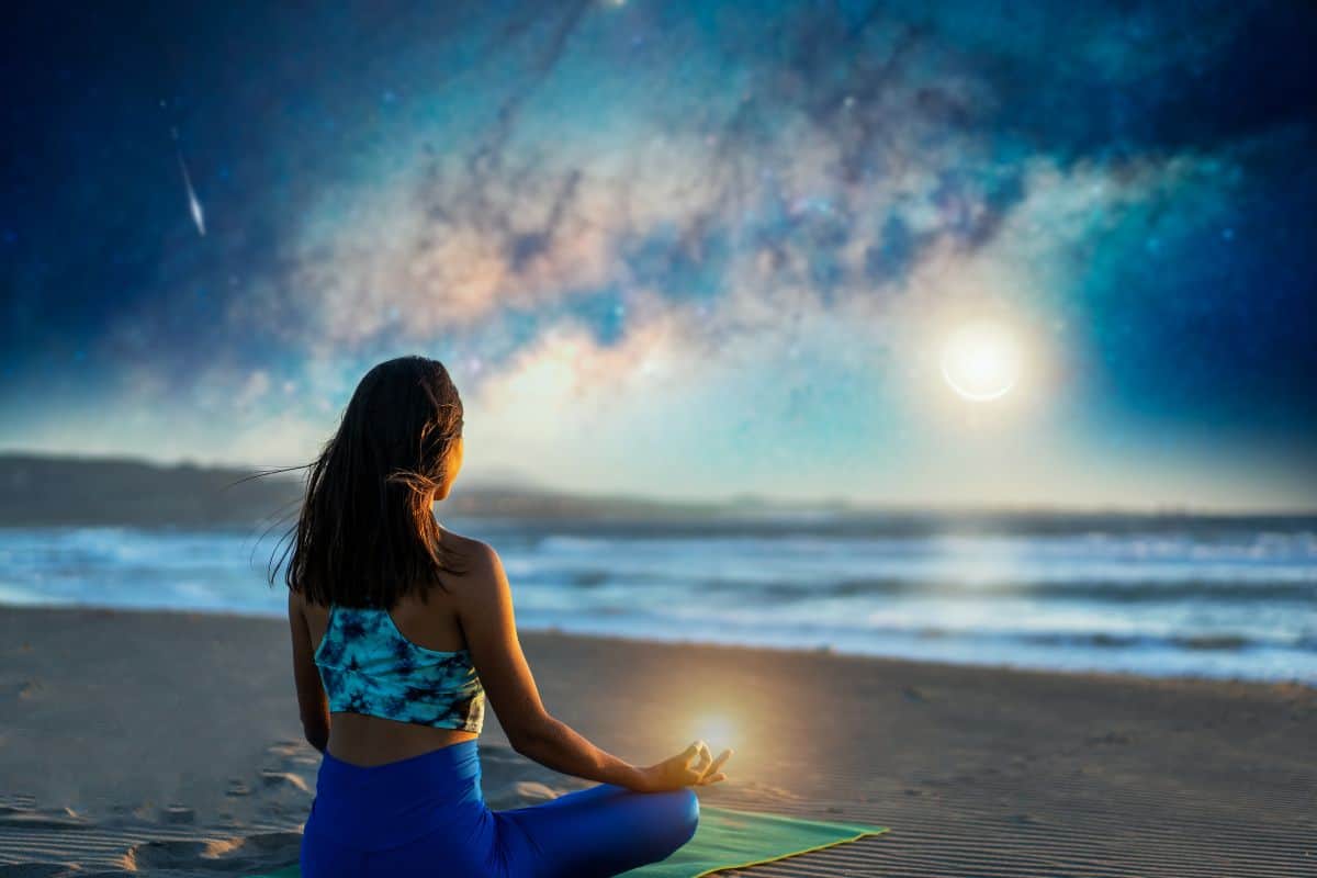 Why is 4 am the Best Time to Meditate?